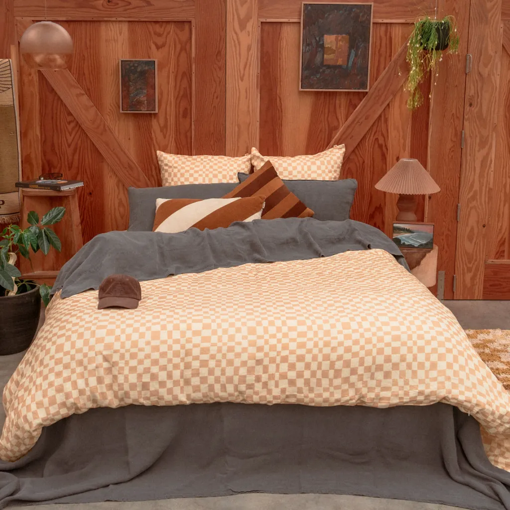 checkers_flax_linen_quilt_2.webp Banabae Checkers Flax Linen Quilt Cover- Adults Bedding