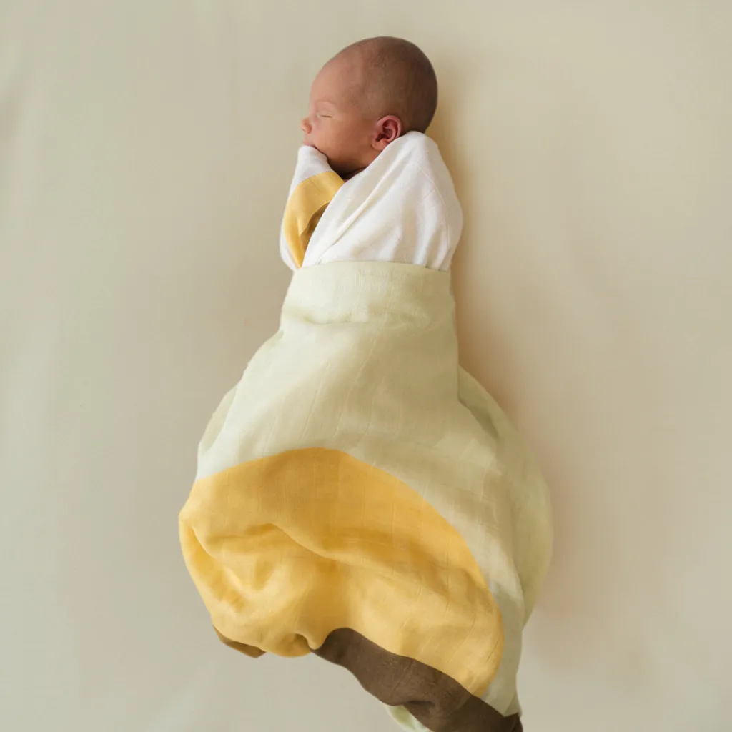 early_riser_bamboo__organ_2.webp Banabae Early Riser Bamboo / Organic Cotton Swaddle- Swaddles | Early Riser