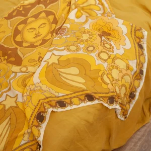 Banabae Golden Child Bamboo/Organic Cotton Swaddle.- Swaddles