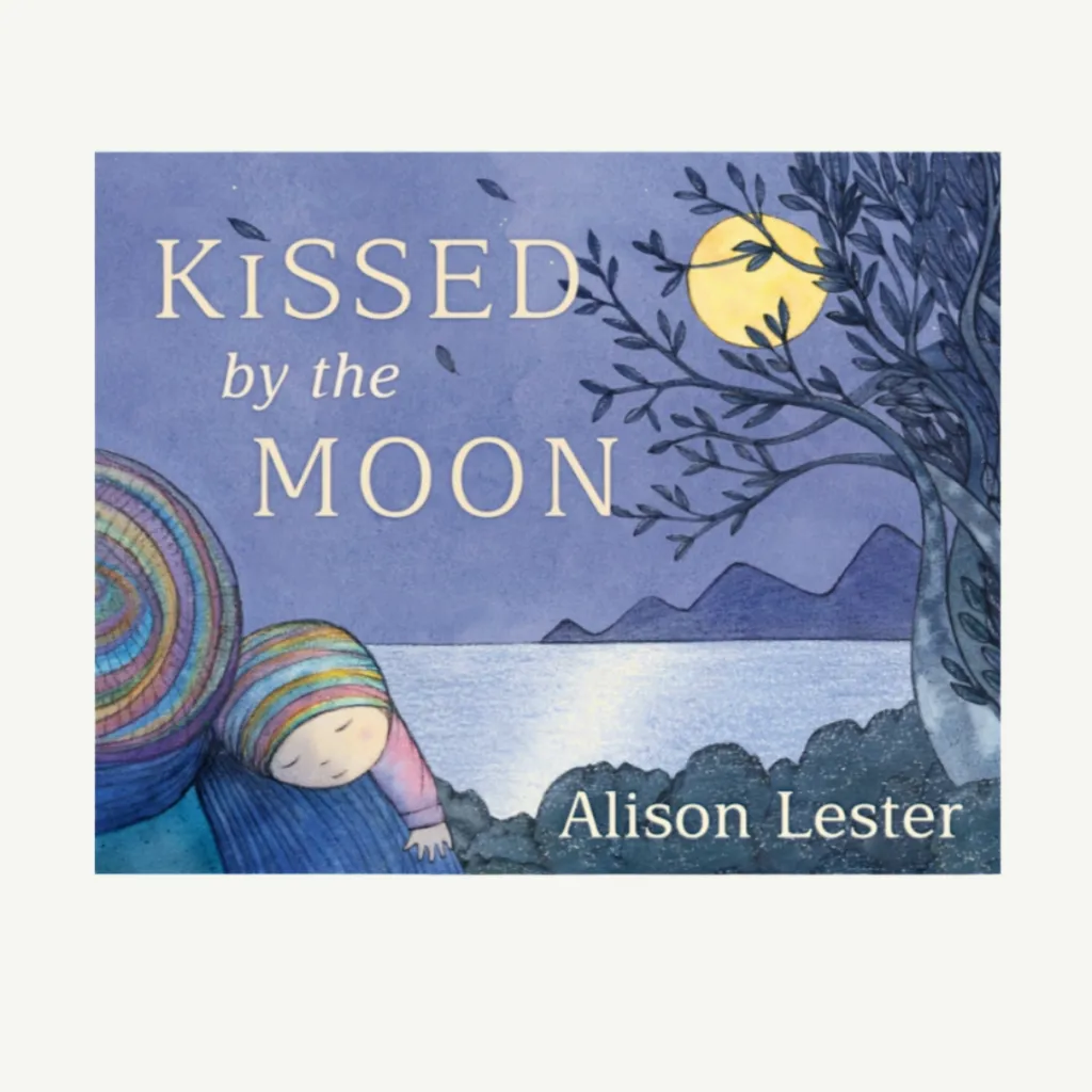 kissed_by_the_moon_0.webp Banabae Kissed by the Moon- Books