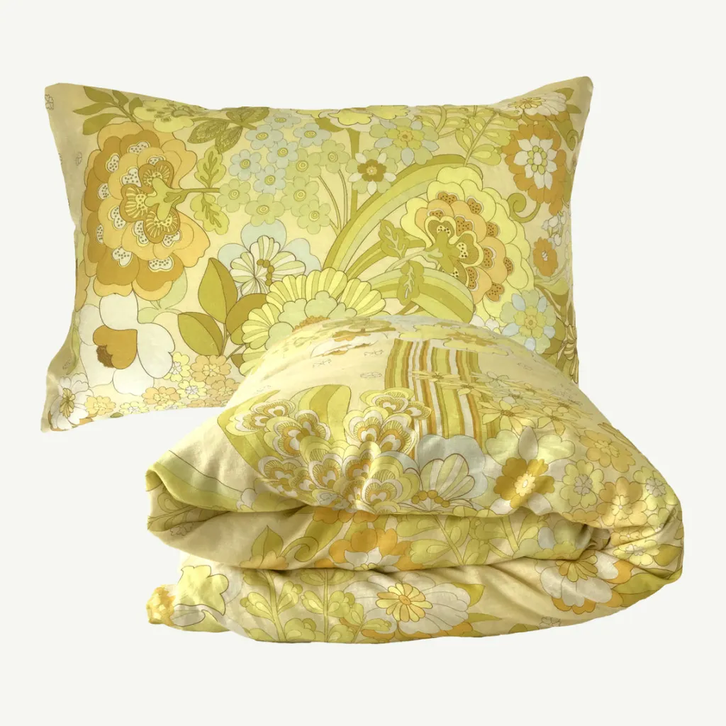 summer_blooms_quilt_and_p_0.webp Banabae Summer Blooms Quilt and Pillowcase Set-Kids Kid's Bedding | Kid's Bedding